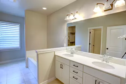 271 E Echo Ledge Dr S #328, Saratoga Springs, UT 84045 - Photo 16