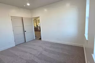 1205 W Grayhawk Loop, Roosevelt, UT 84066 - Photo 14