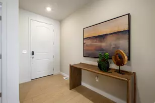 2016 E Chickadee Dr, Eagle Mountain, UT 84005 - Photo 2