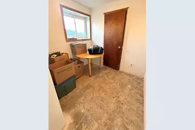 218 W 350 N, Vernal, UT 84078 - Photo 8