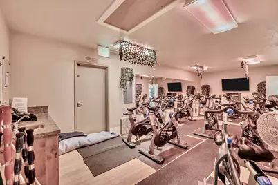 924 E 6740 S, Midvale, UT 84047 - Photo 12