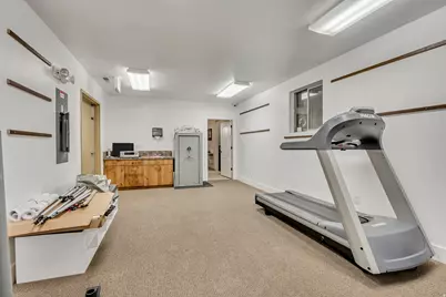 924 E 6740 S, Midvale, UT 84047 - Photo 14