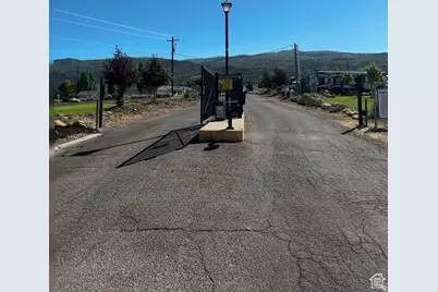 22615 N Long Dr #GC46, Fairview, UT 84629 - Photo 10