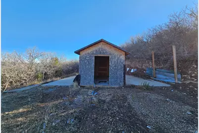 1064 E Tabby Access Rd, Tabiona, UT 84072 - Photo 22