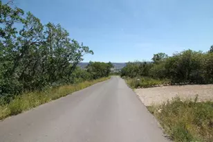 1064 E Tabby Access Rd, Tabiona, UT 84072 - Photo 2