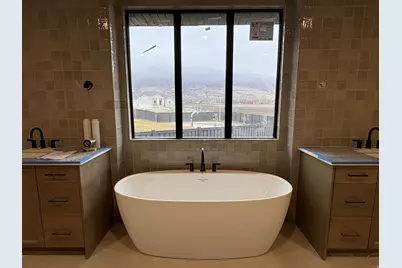 538 S 1400 W, Farmington, UT 84025 - Photo 24