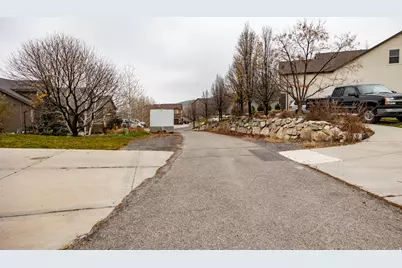 7745 N Mountain Ash Way E #63, Eagle Mountain, UT 84005 - Photo 22