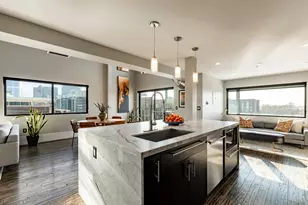 328 W 200 S, Salt Lake City, UT 84101 - Photo 2