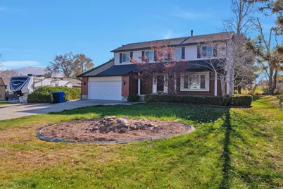 2113 W Surrey Cir, Taylorsville, UT 84129 - Photo 2