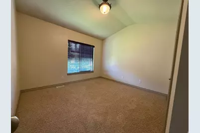 6768 S Sienna Park Ln E, Midvale, UT 84047 - Photo 10