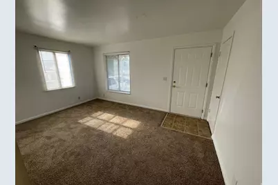 34 W Russett Ave, Salt Lake City, UT 84115 - Photo 2