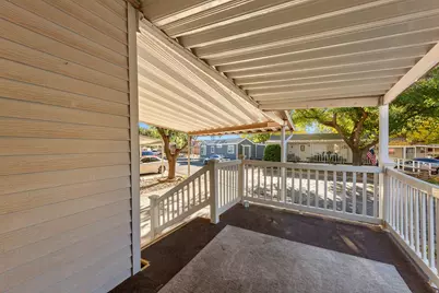 180 N 1100 E #8, Washington, UT 84780 - Photo 2