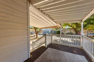 180 N 1100 E, Washington, UT 84780 - Photo 2