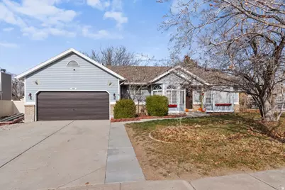 989 E Sandcrest Dr, Sandy, UT 84094 - Photo 1