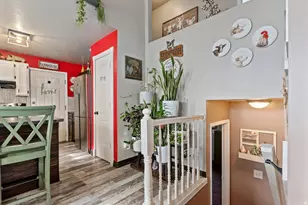 989 E Sandcrest Dr, Sandy, UT 84094 - Photo 8