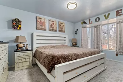 989 E Sandcrest Dr, Sandy, UT 84094 - Photo 12