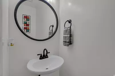 355 W 200 S #102, Washington, UT 84780 - Photo 6