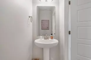 5959 W Lake Ave, South Jordan, UT 84009 - Photo 14