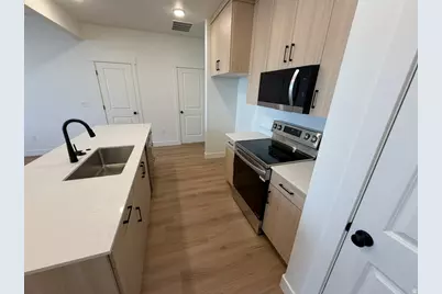 259 W 690 N, Smithfield, UT 84335 - Photo 8