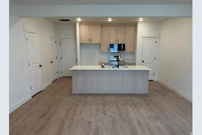 259 W 690 N, Smithfield, UT 84335 - Photo 4