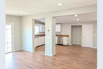 758 W 1000 S, Woods Cross, UT 84087 - Photo 6