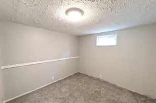 758 W 1000 S, Woods Cross, UT 84087 - Photo 32