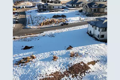 3083 W Wasatchback Dr #702, Mountain Green, UT 84050 - Photo 12