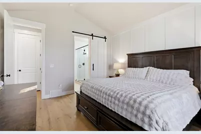 1919 W 850 S, Layton, UT 84041 - Photo 16