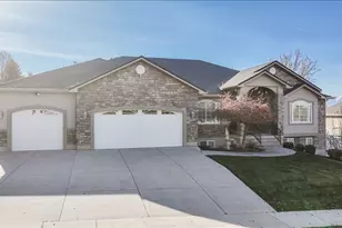 600 E 100 S, Hyde Park, UT 84318 - Photo 74