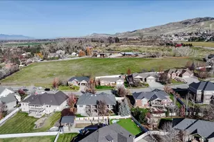 600 E 100 S, Hyde Park, UT 84318 - Photo 80