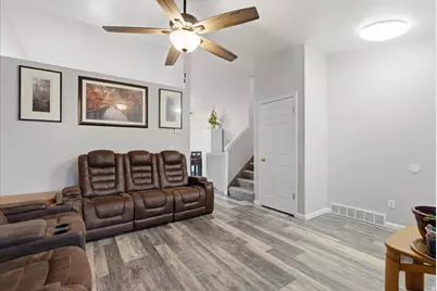 5778 S 4075 W, Roy, UT 84067 - Photo 4