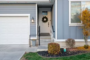 1379 E Petunia Ct, Layton, UT 84040 - Photo 4