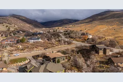 5001 E Fairways Dr, Eden, UT 84310 - Photo 56