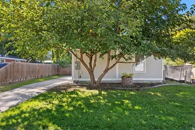 873 W 25th St, Ogden, UT 84401 - Photo 2