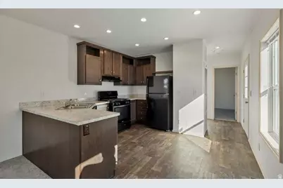 1500 N Angel St E #22, Layton, UT 84041 - Photo 6