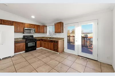 7991 S 3725 W, West Jordan, UT 84088 - Photo 12