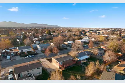 7991 S 3725 W, West Jordan, UT 84088 - Photo 42