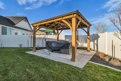 4590 N Oktoberfest Way, Eagle Mountain, UT 84005 - Photo 40