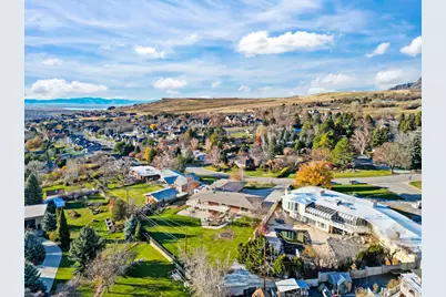 397 W 4125 N, Pleasant View, UT 84414 - Photo 6