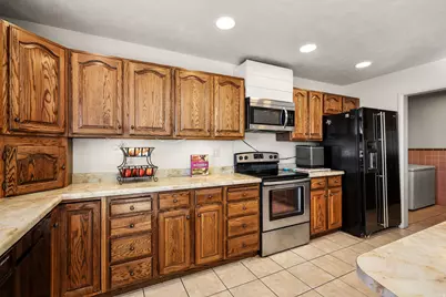 397 W 4125 N, Pleasant View, UT 84414 - Photo 12