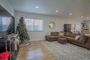 3348 W 200 N, Layton, UT 84041 - Photo 32