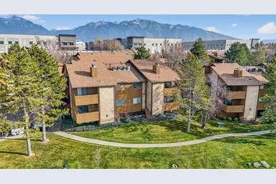 9144 S Jefferson Pl, Sandy, UT 84070 - Photo 1