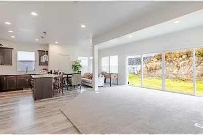 656 S 1080 E, Smithfield, UT 84335 - Photo 16