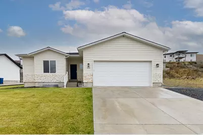 656 S 1080 E, Smithfield, UT 84335 - Photo 2