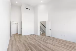 1843 W Burke Ln, Farmington, UT 84025 - Photo 4