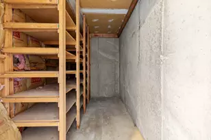 8657 S 910 E, Sandy, UT 84094 - Photo 30