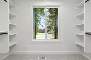 8657 S 910 E, Sandy, UT 84094 - Photo 18