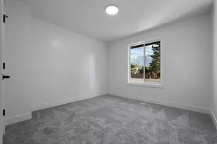 2271 E Alta Canyon Dr S, Sandy, UT 84093 - Photo 24