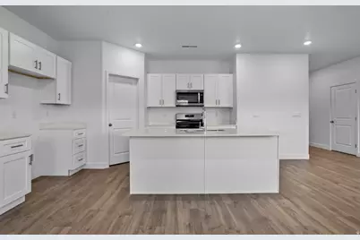 1552 S Staircase Way #4105, Washington, UT 84780 - Photo 6