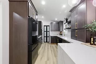 2809 E 4510 S, Holladay, UT 84117 - Photo 12